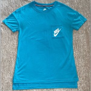 5/$25 NIKE T-shirt
